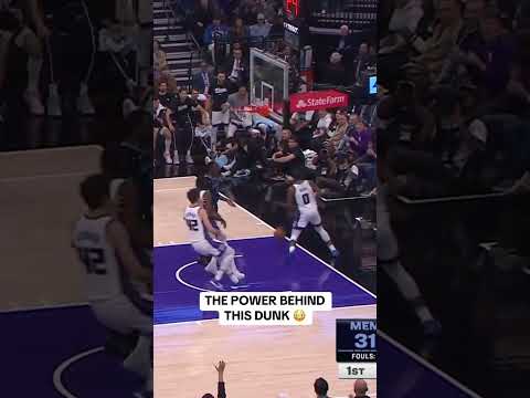 Malik Monk was not playing on this dunk 😳