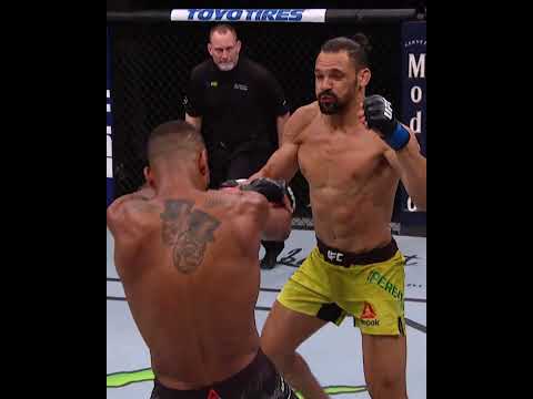 Almost ran over the ref 🤣 #ufcbaku