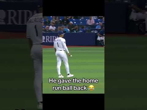 He gave it back š¤£