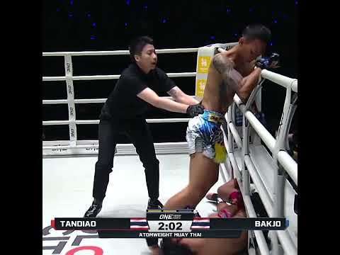 BRILLIANT debut π Bakjo shuts down Tandiao in Round 2!