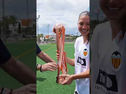 Asรญ fue la emotiva celebraciรณn del ascenso del VCF Femenino ๐
ฑ๏ธ. ๐๐ ๐๐๐ ๐ก๐, ๐น๐ธ๐
.| VALENCIA CF