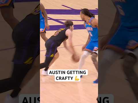 Austin Reaves getting shifty ๐ฎโ๐จ