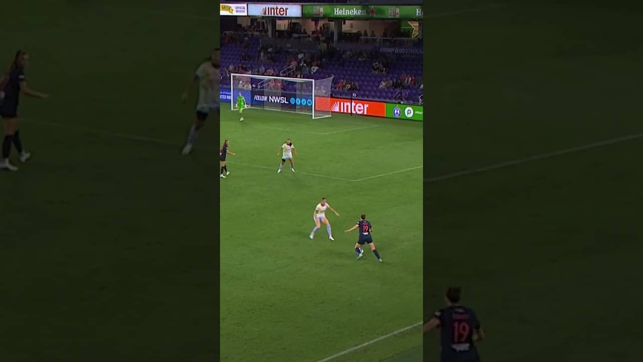 When your first touch does all the talking. Dorian Bailey. 🎯⚽