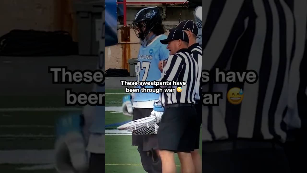 Never question a goalie’s sweatpants choice 💯 (via Johns Hopkins Men’s Lacrosse, ESPNU)