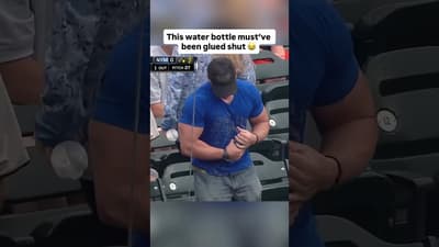This water bottle must’ve been glued shut 😂 #mlb #baseball #gym