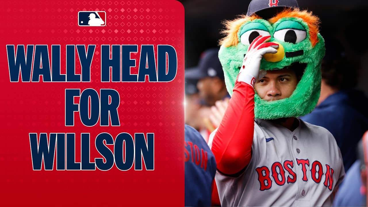 Willson Contreras homers for the Red Sox for the second game in a row! ๐ค | MLB Highlights