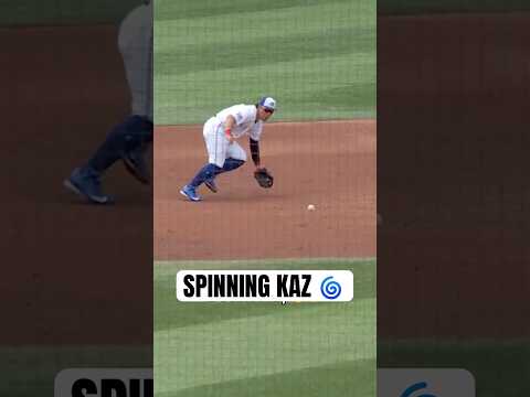 Kazuma Okamoto made this play look easy 👏 #MLB #Toronto #BlueJays