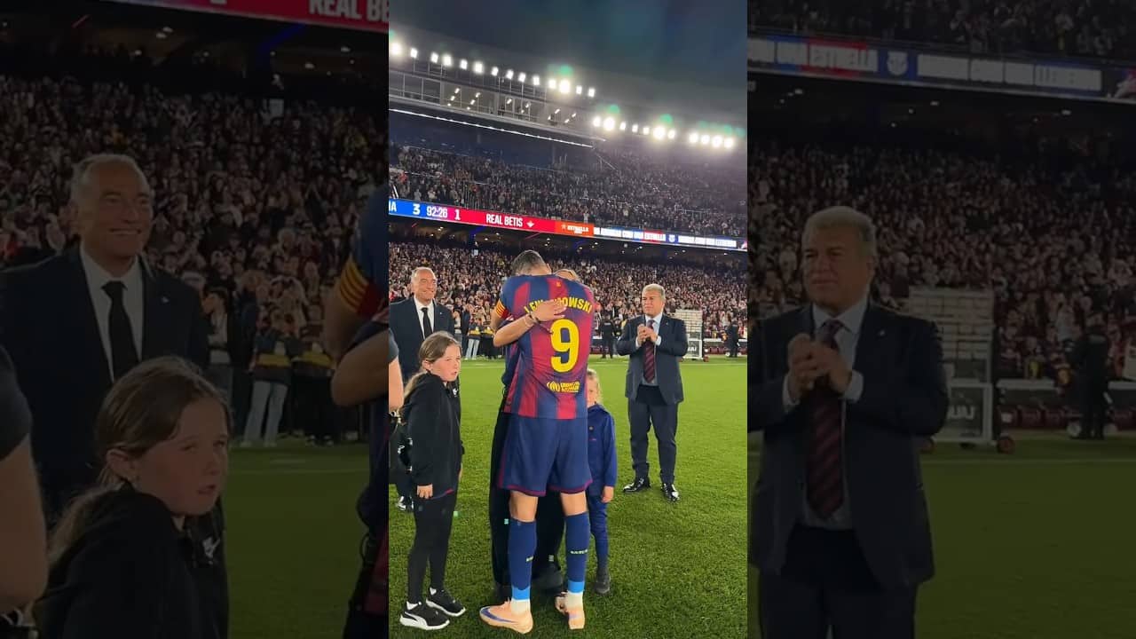 This moment ๐ฅน #shorts #fcbarcelona #lewandowski