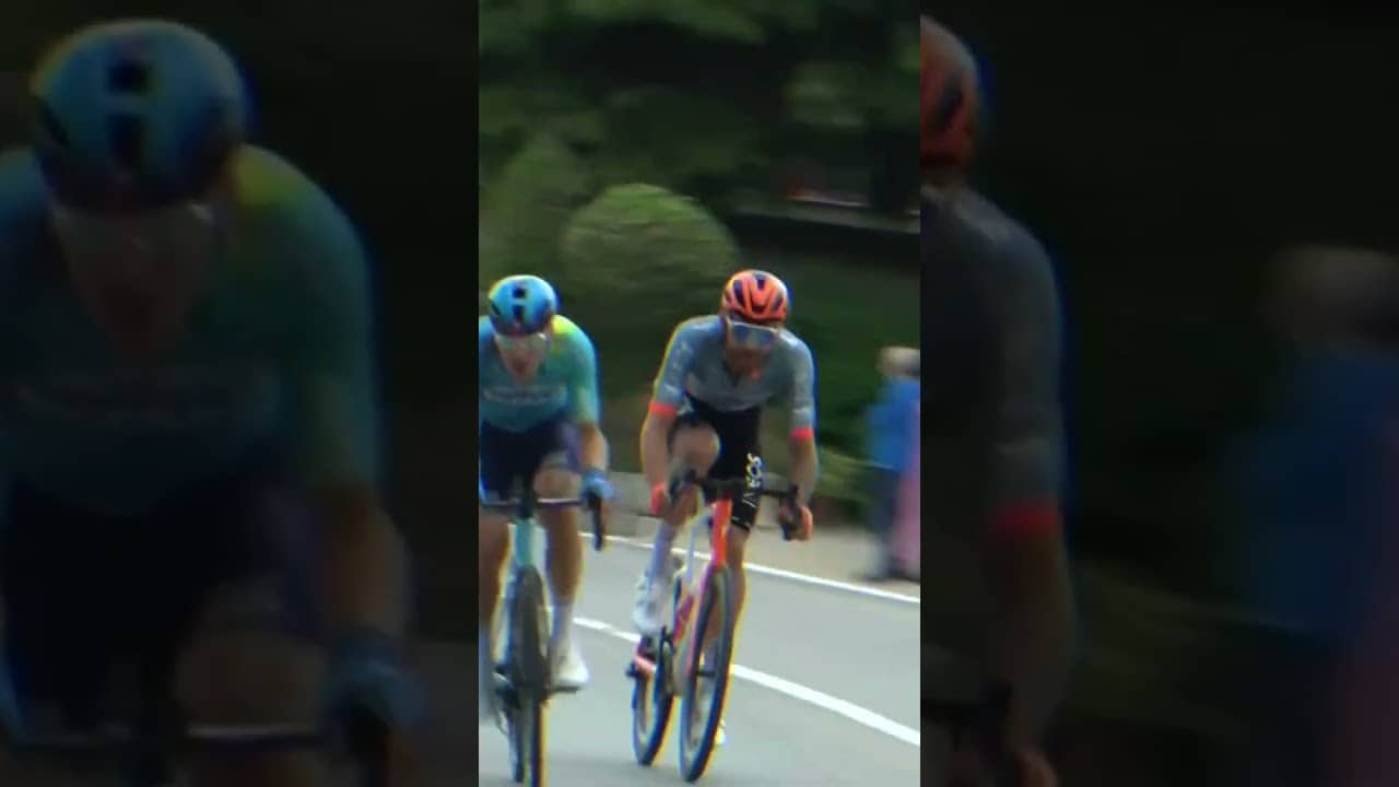 Filippo Ganna with the 1000 IQ move 🤓🧠 Alberto Bettiol was left floundering!
