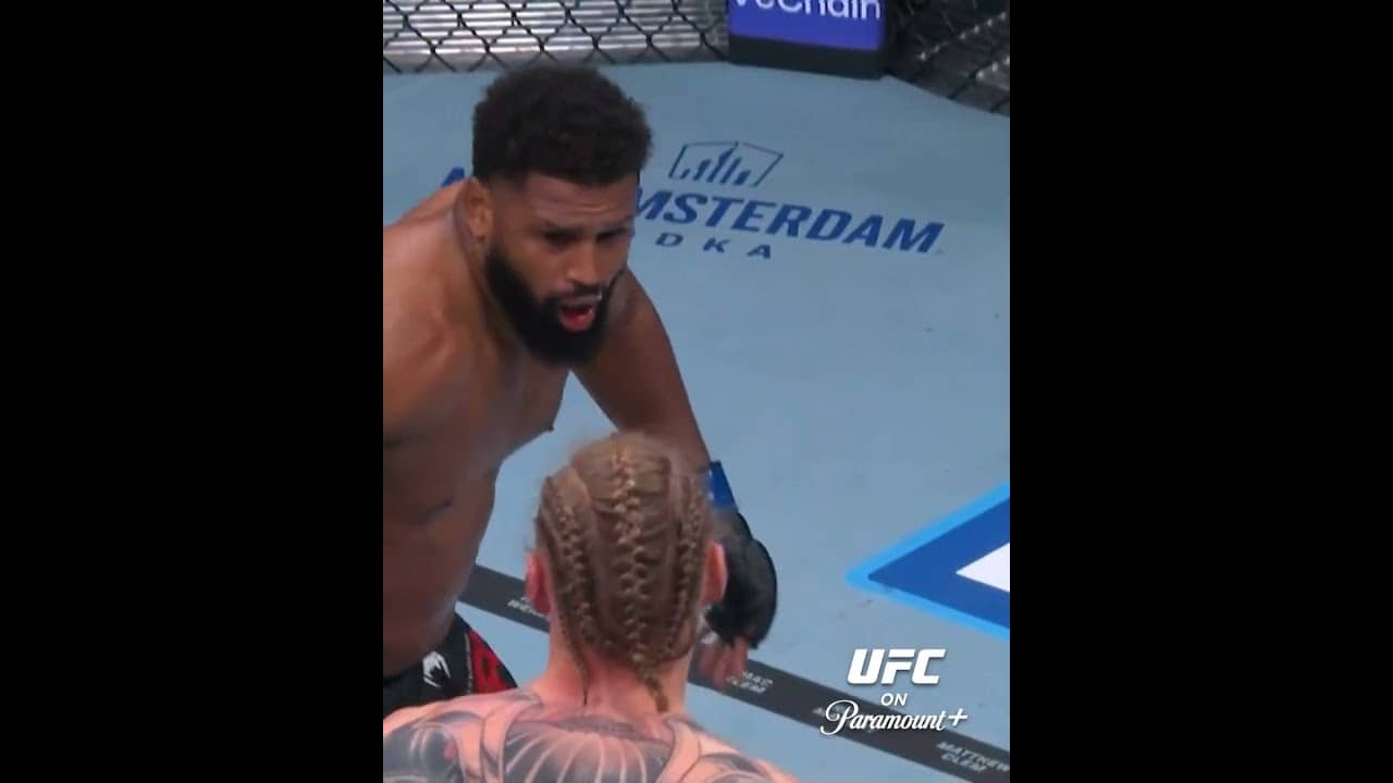 Stunned him with a jab π«£ #ufc328