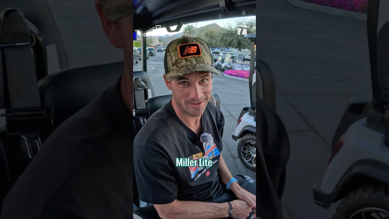 BEER ME ๐ป Tommy Paul is one of us ๐คฃ #tennis #tennisplayer #sports #tennislife #tennisnews