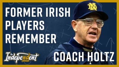 A Tribute to Lou Holtz: Notre Dame Coach’s Former Players Share Their Favorite Memories