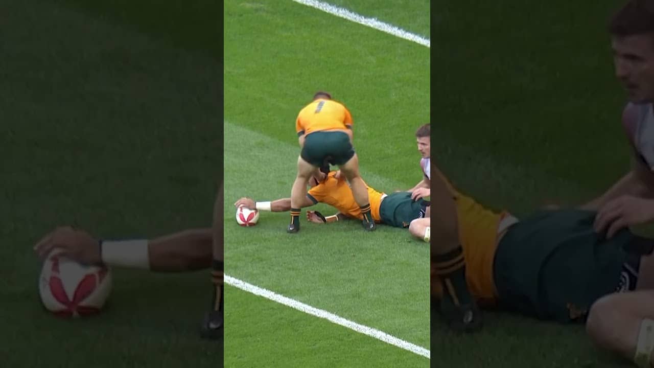 Textbook teamwork from Australia ๐ค #Rugby #HSBCSVNS #Shorts