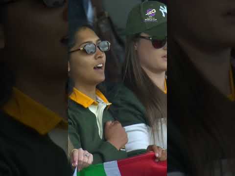 South Africa belt out their national anthem at Women's #T20WorldCup 🇿🇦