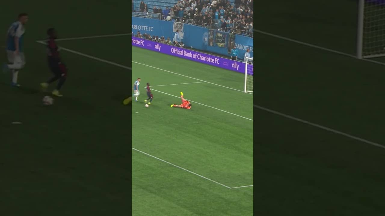 Look back at Matt Turner's fitting final save before heading to the FIFA World Cup ๐งค #nerevs