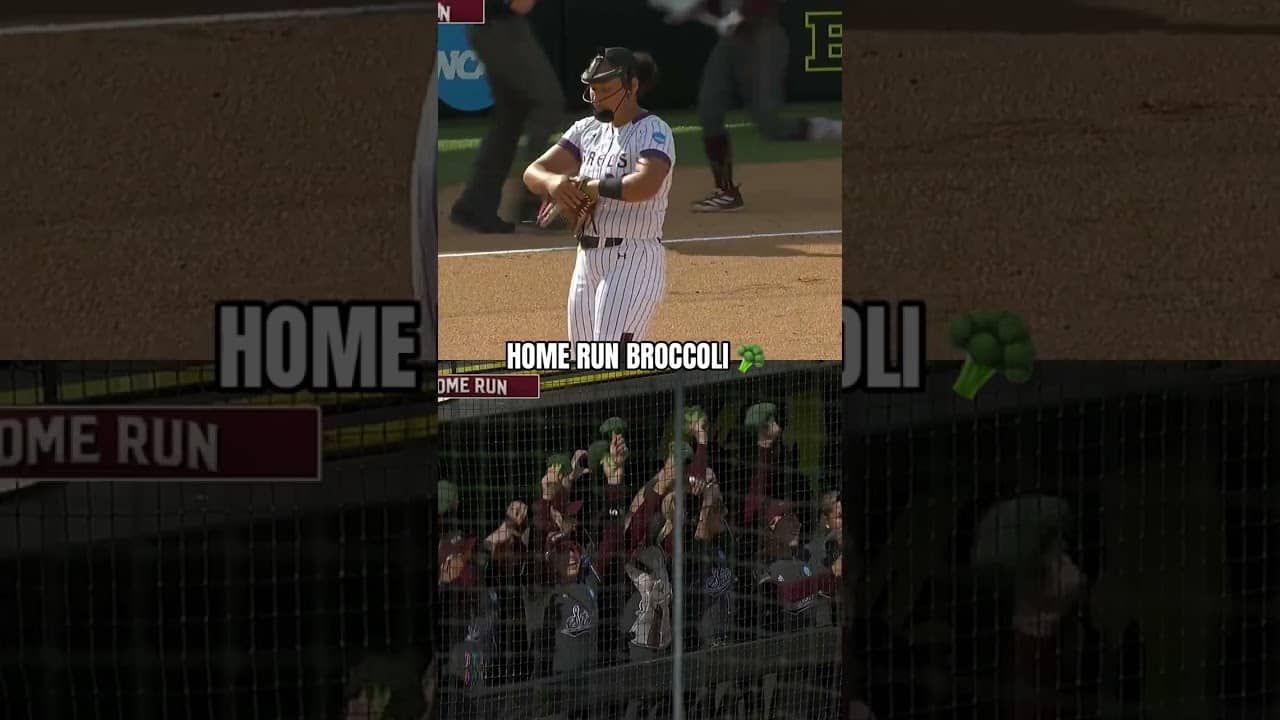 Elite celly from Mississippi State softball š