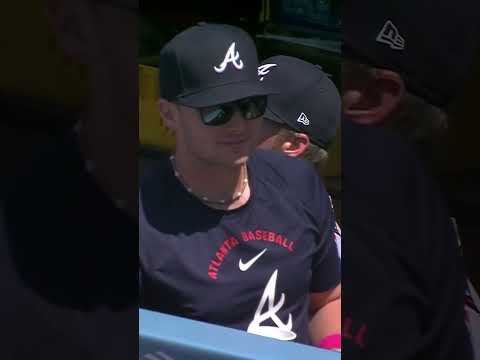 ELI WHITE INCREDIBLE CATCH! #braves #eliwhite #mlb