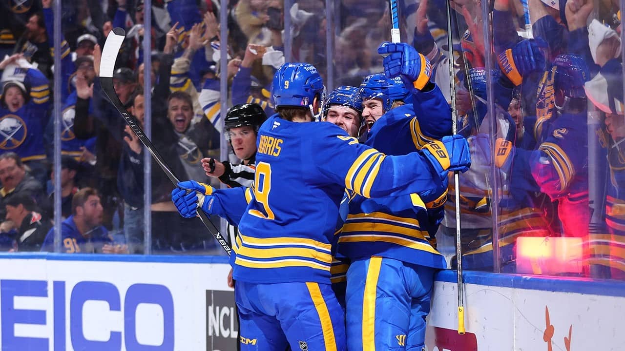 Buffalo ROARS as Sabres go up 1-0 EARLY in Game 1!