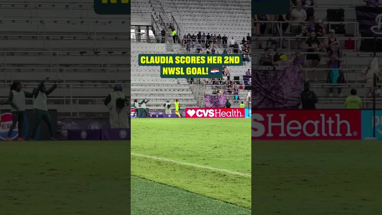 The teenager from Paraguay gives the lead in ORL! | 05.02.25 #nwsl #soccer #goal
