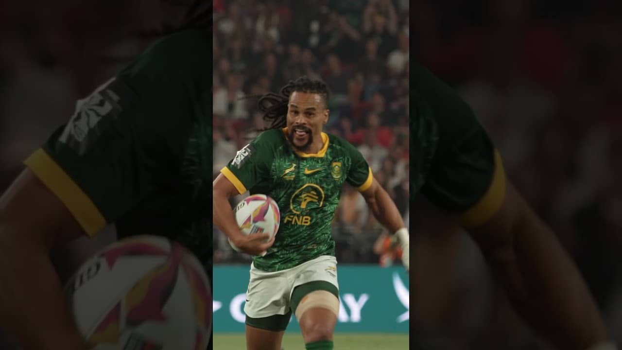 They make it look so easy ๐ #Rugby #HSBCSVNS #Shorts