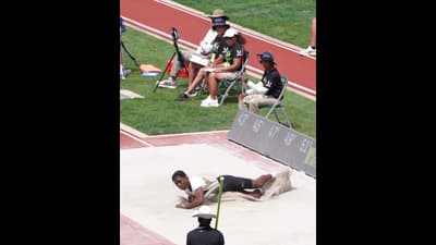 Clutch jumps only 🤯 Miles Nesmith jumped 15.98m (52-5.25) to win the U20 men’s triple jump title 🥇