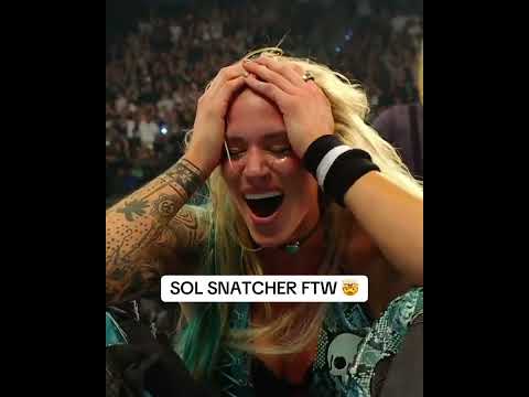 Sol Ruca defeats Becky Lynch to become the new Women’s Intercontinental champion 🏆 #WWEClash