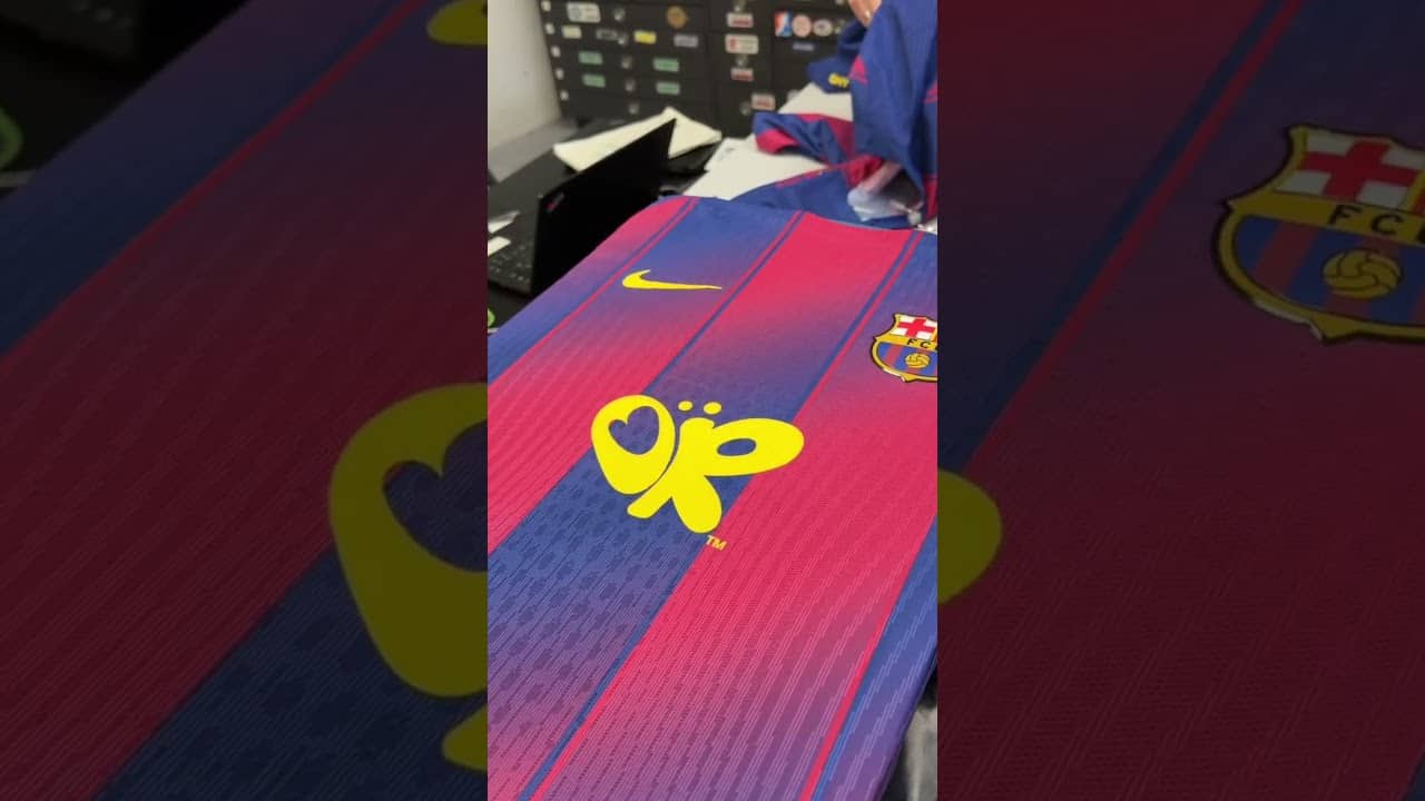 Jersey ✅ @Spotify @OliviaRodrigo 🩷 #shorts #fcbarcelona #ElClásico