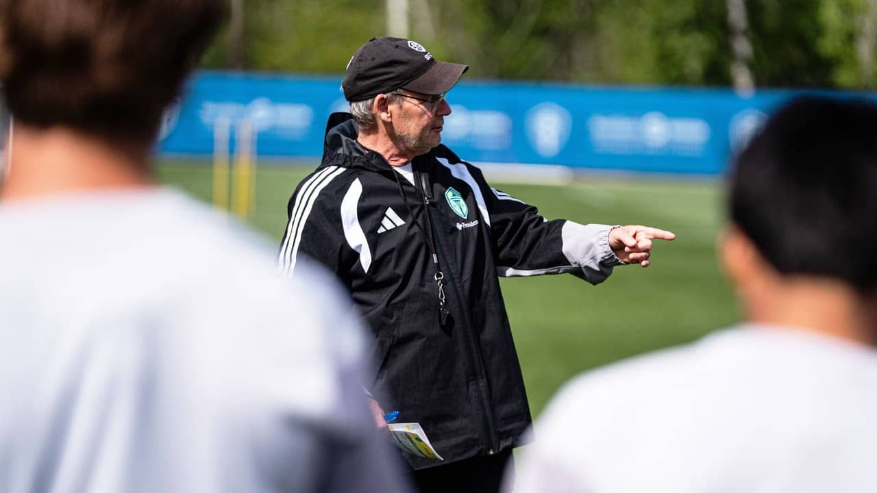 Interview: Brian Schmetzer on matchup vs Sporting KC
