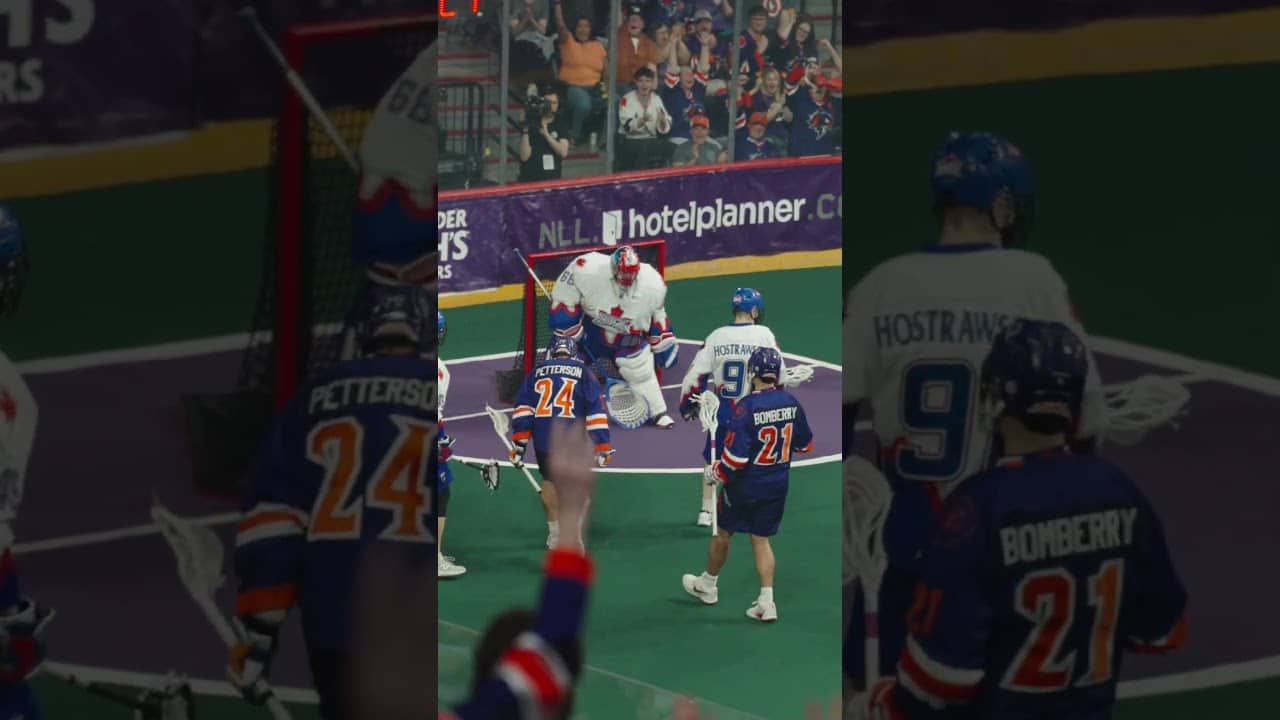 The Scotiabank Centre crowd ππ₯π¨π£π§ππ after Clarke Pettersonβs third of the half!