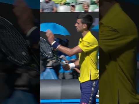 So good Novak had to APPLAUD! π