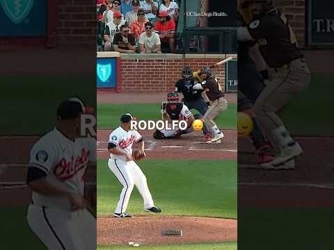 Another one, thank you πββοΈ #mlb #padres #baseball #sports #homerun #highlights #sandiegopadres