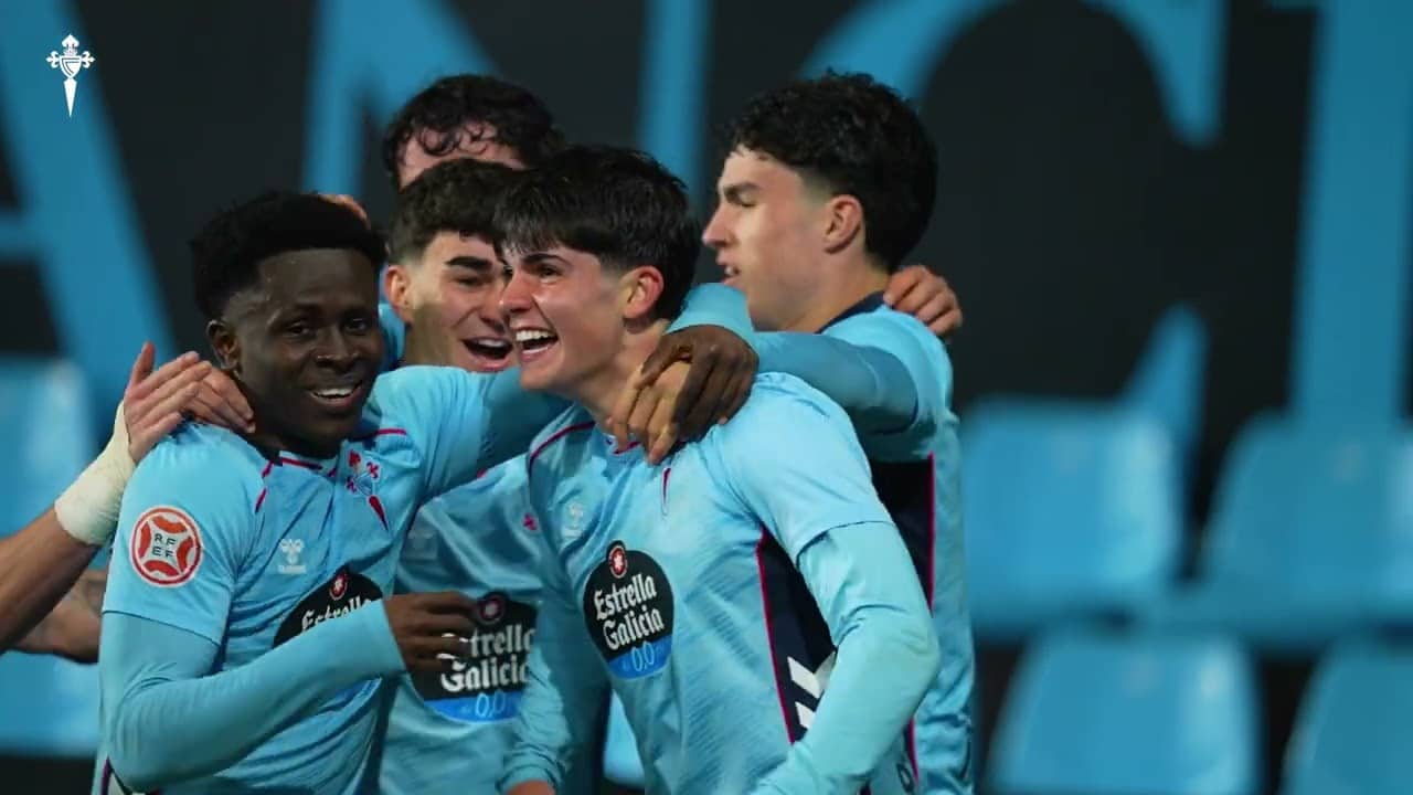 ANXO RODRÍGUEZ, corazón celeste FEITO NA MADROA 🌱 Celta