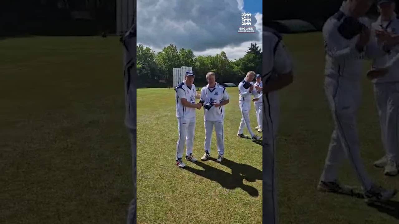 That receiving your England cap feeling. 😍#seniorscricket #cricket #englandcricket