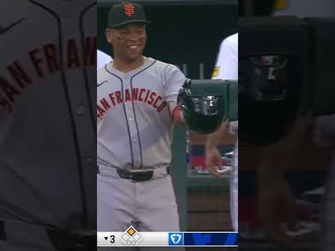 Jurickson Profar and Willy Adames were way too in sync on this interaction 🤣