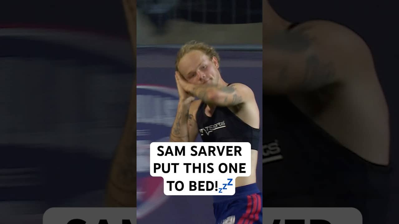 SPEEDY Sam Sarver🏃♂️ ONE-MAN BREAKAWAY!